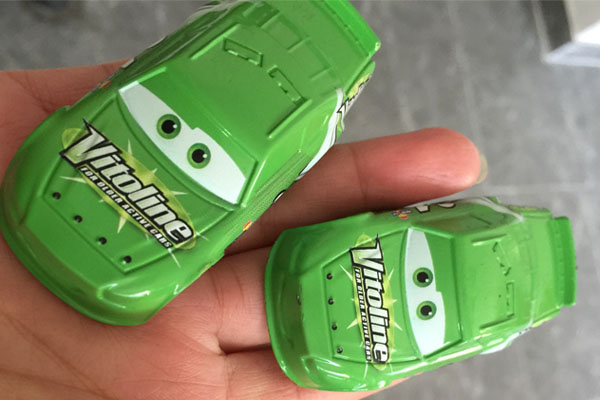 玩具工廠案例分享:借助煥圖UV平板機(jī)實(shí)現(xiàn)絢麗的光油浮雕效果.jpg 玩具工廠案例分享:借助煥圖UV平板機(jī)實(shí)現(xiàn)絢麗的光油浮雕效果.jpg