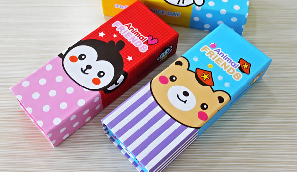 煥圖文具UV平板機(jī)功能強(qiáng)大 實(shí)現(xiàn)高清細(xì)膩的個(gè)性化打印2.jpg