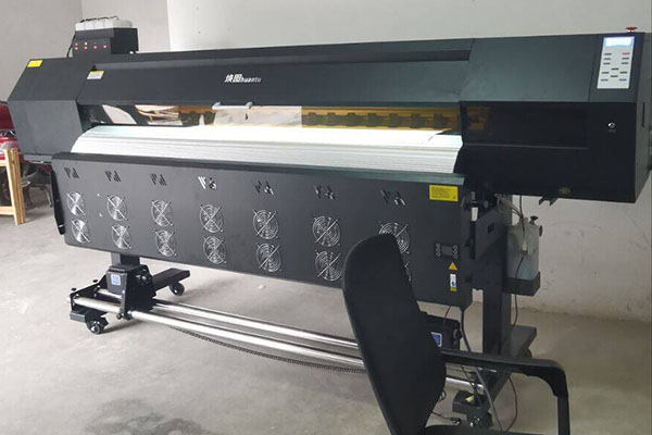 邊打邊收快干技術(shù) 煥圖寫真機(jī)讓廣告生產(chǎn)省時(shí)省心更省力.jpg 邊打邊收快干技術(shù) 煥圖寫真機(jī)讓廣告生產(chǎn)省時(shí)省心更省力.jpg