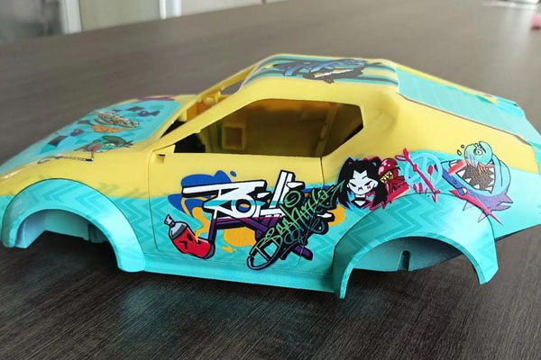 煥圖玩具車UV平板機精準打印異形物體 畫面完整色彩鮮艷.jpg 煥圖玩具車UV平板機精準打印異形物體 畫面完整色彩鮮艷.jpg