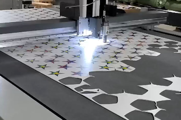 小空間大產(chǎn)出 足球制作廠用50平落實皮革彩印機自動化生產(chǎn)線2.jpg 小空間大產(chǎn)出 足球制作廠用50平落實皮革彩印機自動化生產(chǎn)線2.jpg