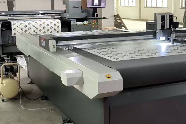 小空間大產(chǎn)出 足球制作廠用50平落實皮革彩印機自動化生產(chǎn)線1.jpg 小空間大產(chǎn)出 足球制作廠用50平落實皮革彩印機自動化生產(chǎn)線1.jpg