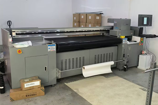 皮革高清彩印 煥圖足球uv打印機(jī)助力球類行業(yè)個(gè)性化定制.jpg