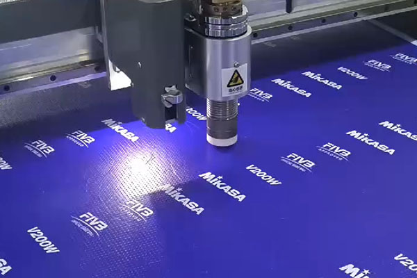 皮革高清彩印 煥圖足球uv打印機(jī)助力球類行業(yè)個(gè)性化定制.jpg